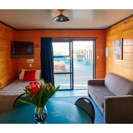 Greymouth Seaside Top 10 Holiday Park Exterior photo