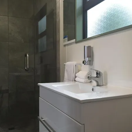 Greymouth Seaside Top 10 Holiday Park Room photo