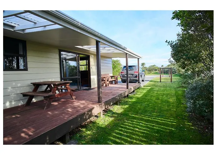 Greymouth Seaside Top 10 Holiday Park